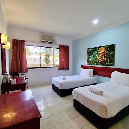 Xcape Resort Taman Negara Kuala Tahan Exterior photo
