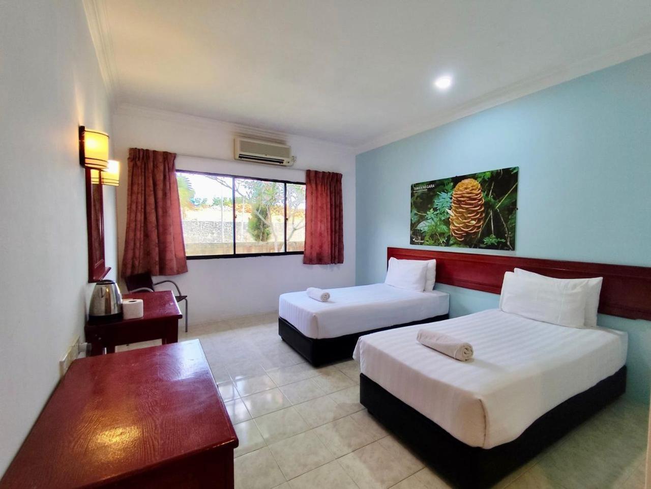 Xcape Taman Negara 2*