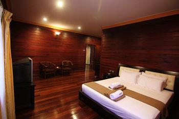 Xcape Taman Negara 2*